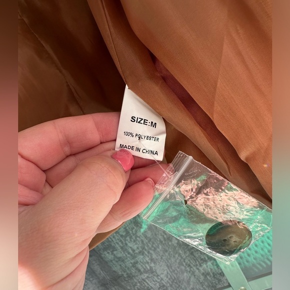 Women’s Camel Blazer with Ruffle Pocket Detail | M - Picture 2 of 5